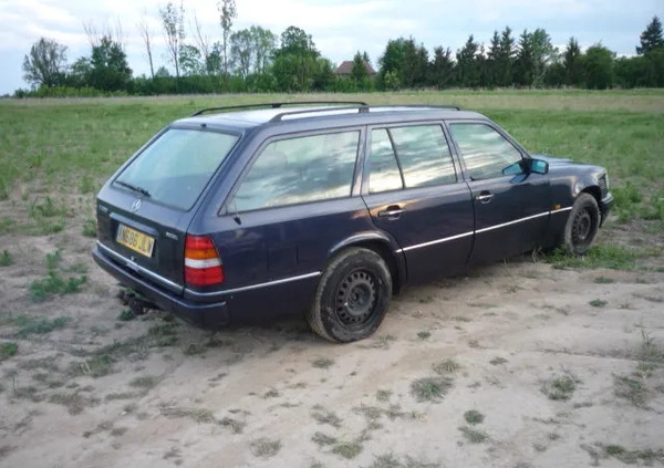 Mercedes-Benz W124 (1984-1993) cena 4900 przebieg: 169000, rok produkcji 1994 z Bolesławiec małe 16